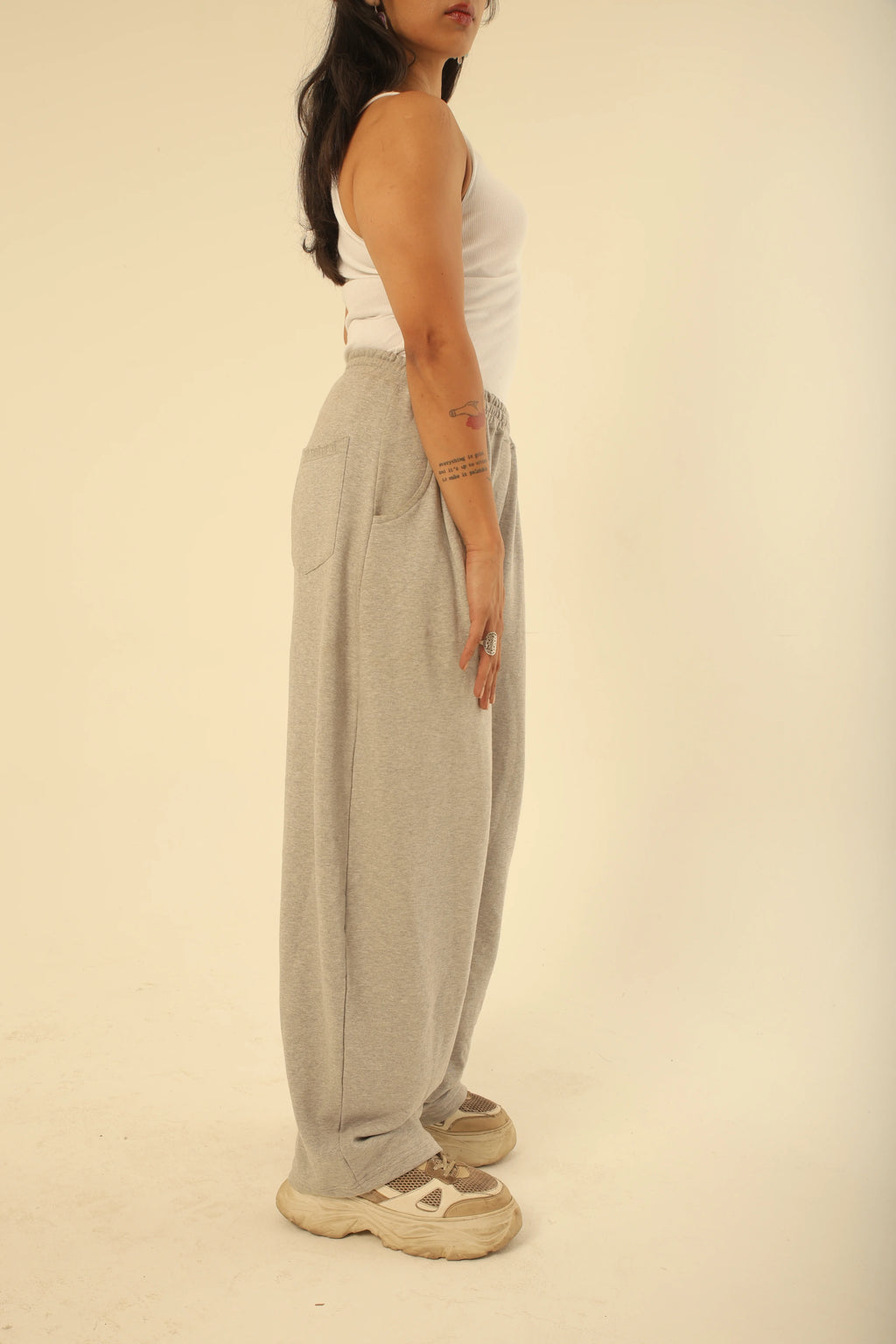 Pleated Baggy Joggers