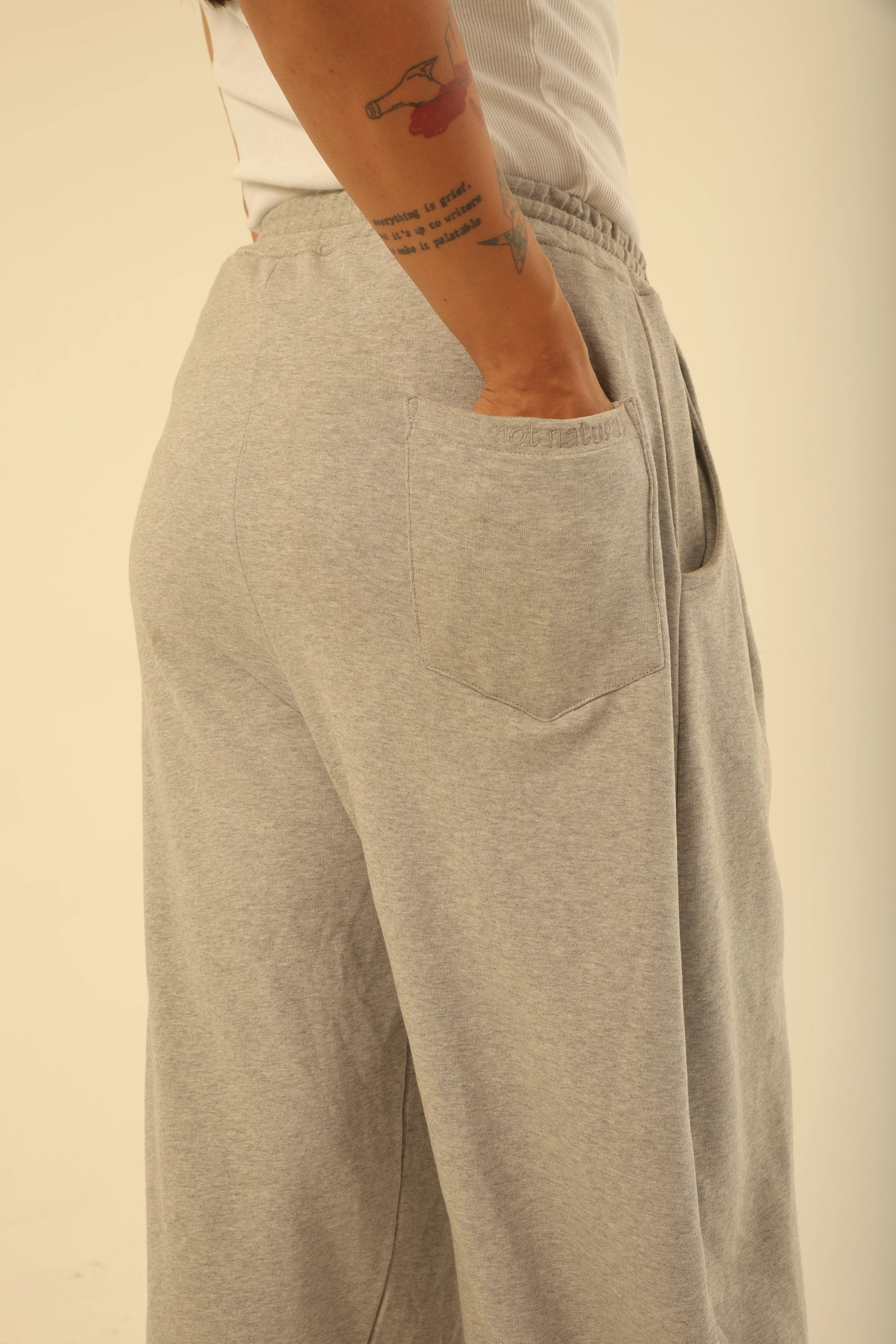 Pleated Baggy Joggers